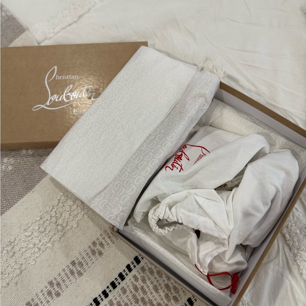 CHRISTIAN LOUBOUTIN, Atmospheria mirrored leather sandals, size 40, worn once - Picture 2 of 7